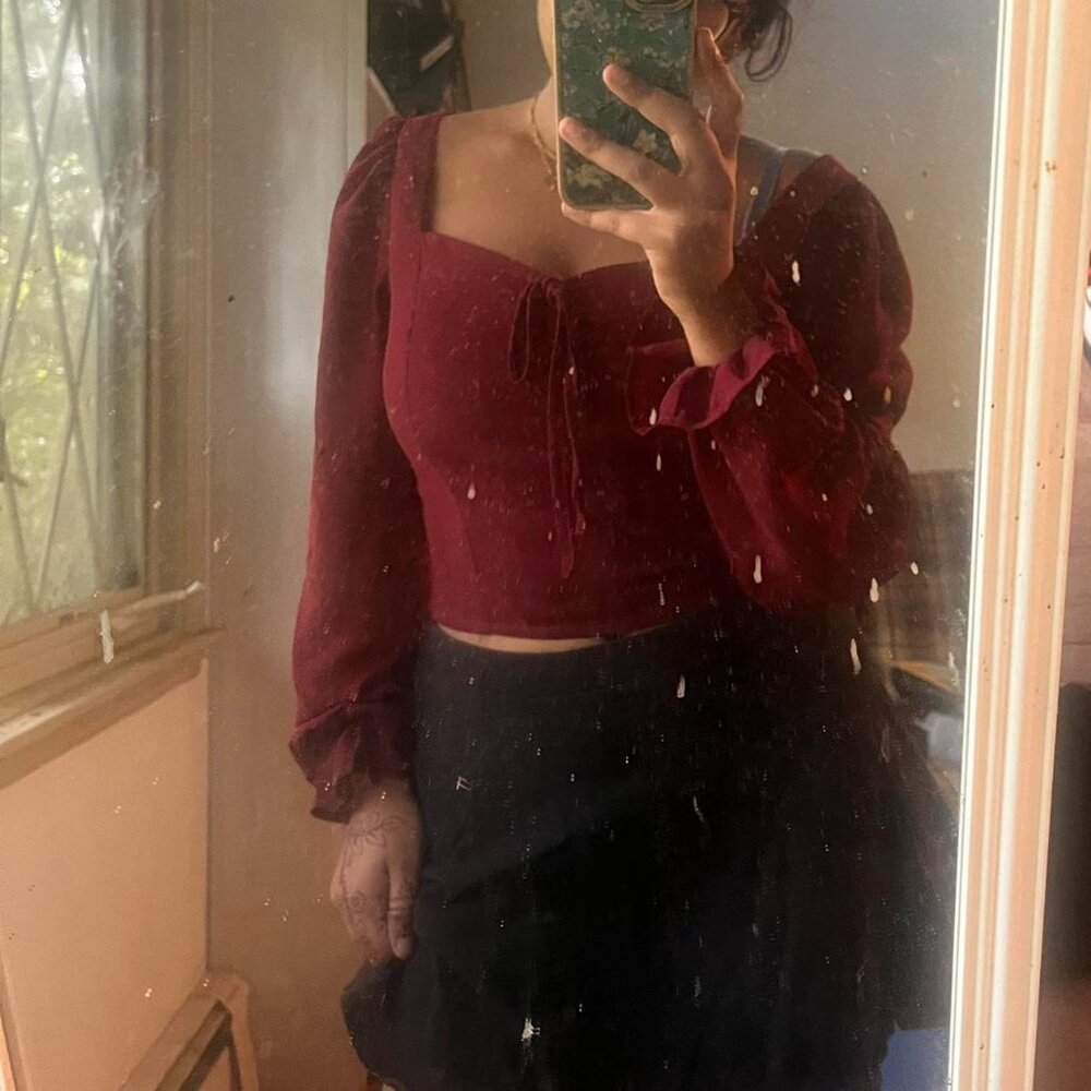 Burgundy/wine red long sleeve crop top
